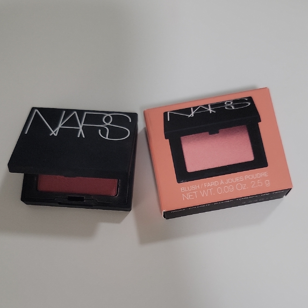 Like New NARS Powder Mini Blush Rouge Orgasm 777 Peachy pink w/ golden Shimmer